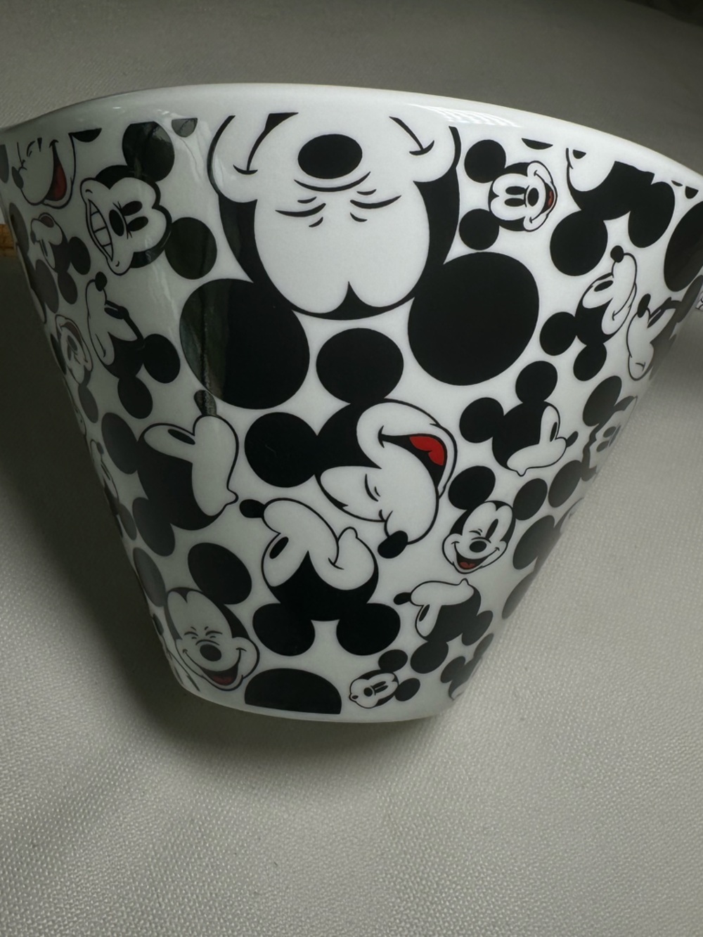 NWOT - DISNEY Mickey Mouse Ramen Bowl With Chopsticks, 6” - Picture 4 of 4